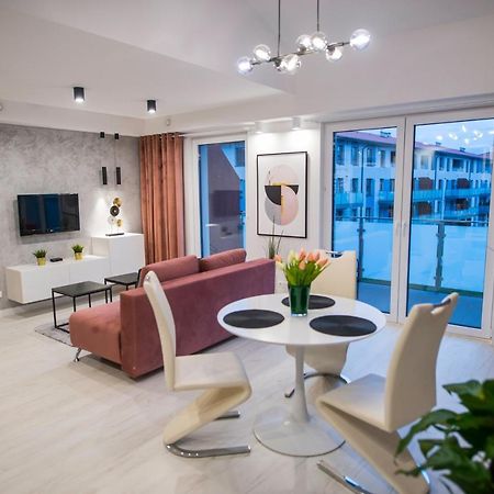 Nowoczesny Apartament Na Warmii I Mazurach Z Garazem Biskupiec  Bagian luar foto