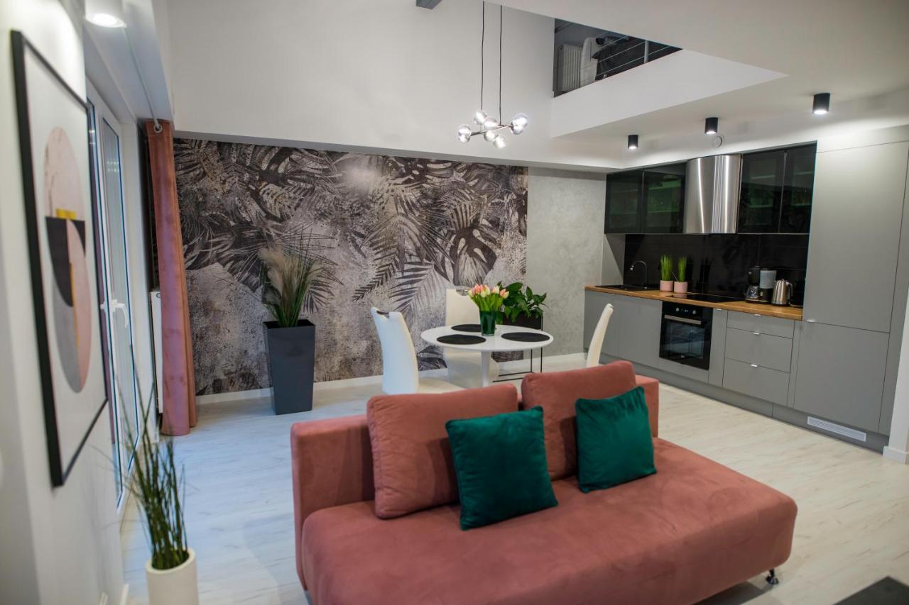 Nowoczesny Apartament Na Warmii I Mazurach Z Garazem Biskupiec  Bagian luar foto
