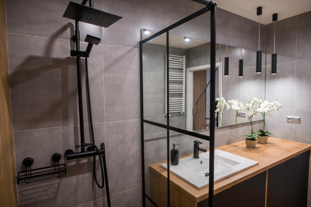 Nowoczesny Apartament Na Warmii I Mazurach Z Garazem Biskupiec  Bagian luar foto