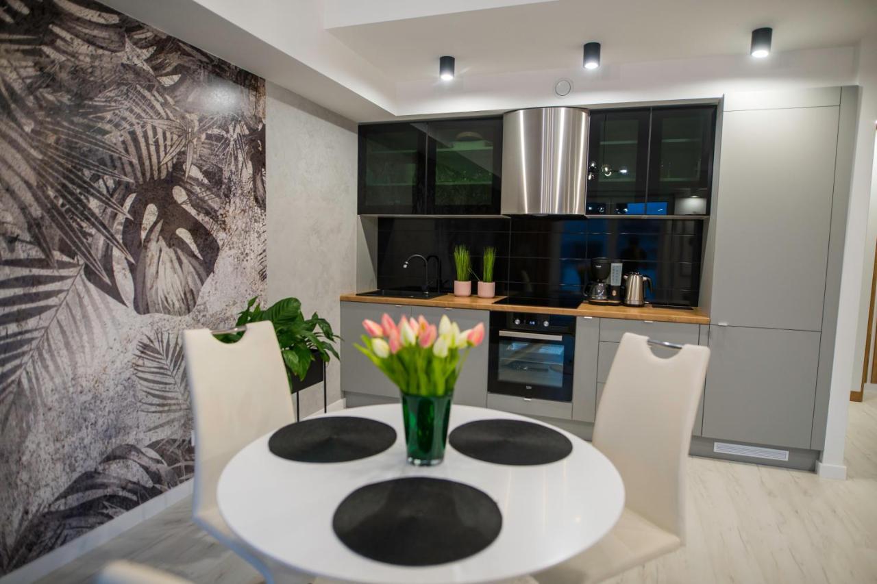 Nowoczesny Apartament Na Warmii I Mazurach Z Garazem Biskupiec  Bagian luar foto